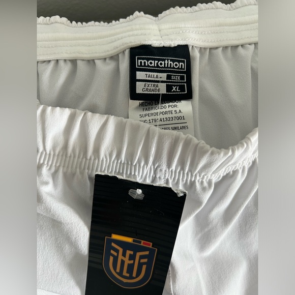 Marathon Authentic Ecuador National Soccer Team White Shorts Men’s Sz XL - Picture 4 of 5